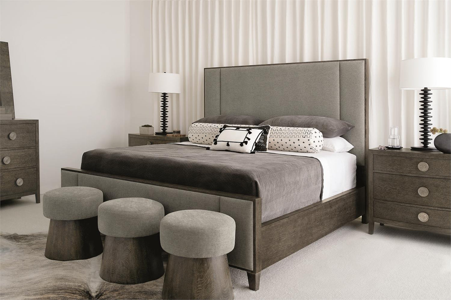 Linea Bench