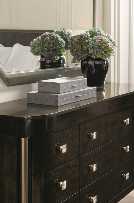 Dramatic Presence Dresser