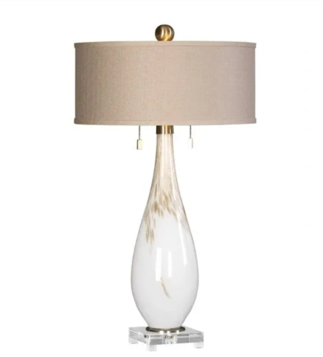 Cardina Lamp