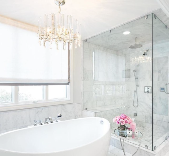 Bonnet Small Chandelier