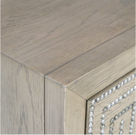 Devya Accent Chest