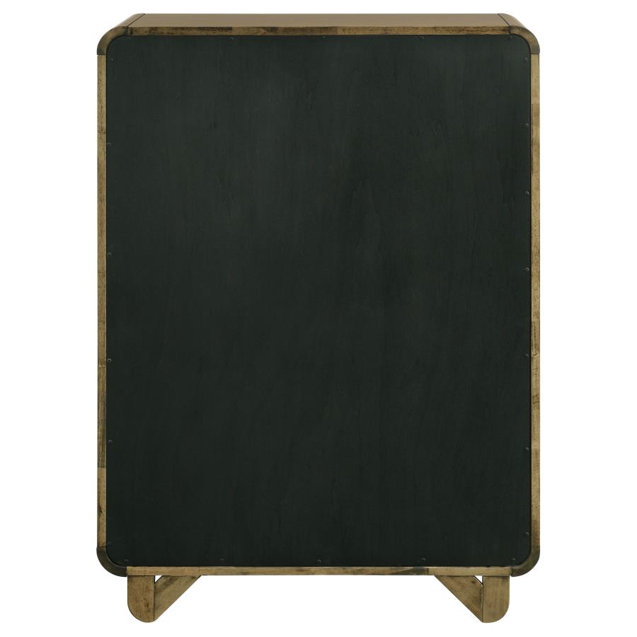 Lavine Chest