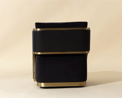 Blazer Swivel Lounge Chair