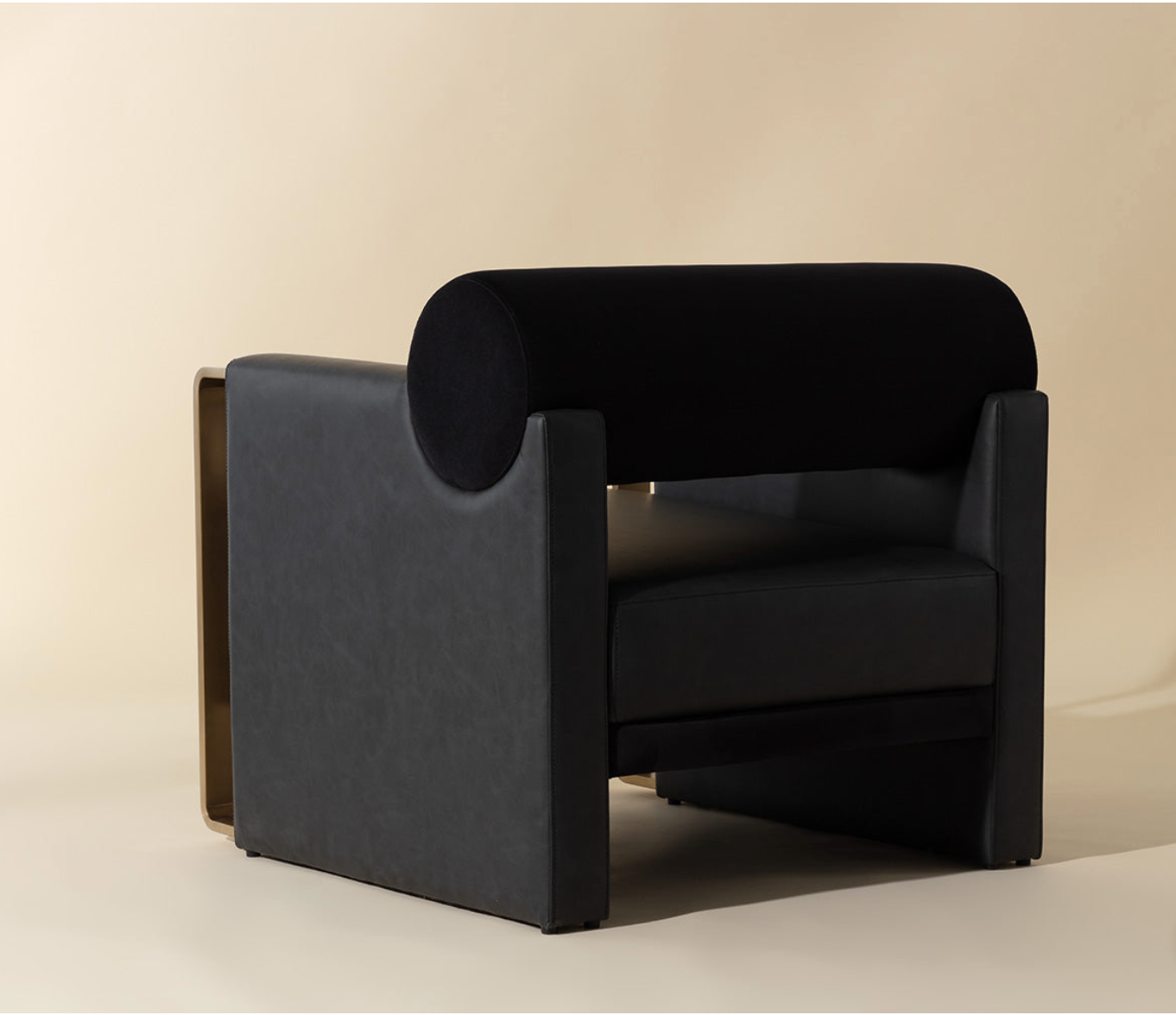 Abbington Black Lounge Chair