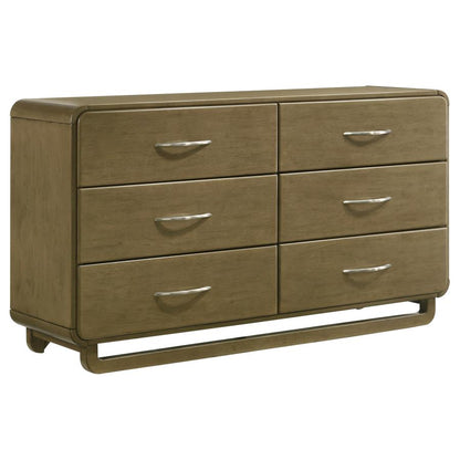 Lavine Dresser