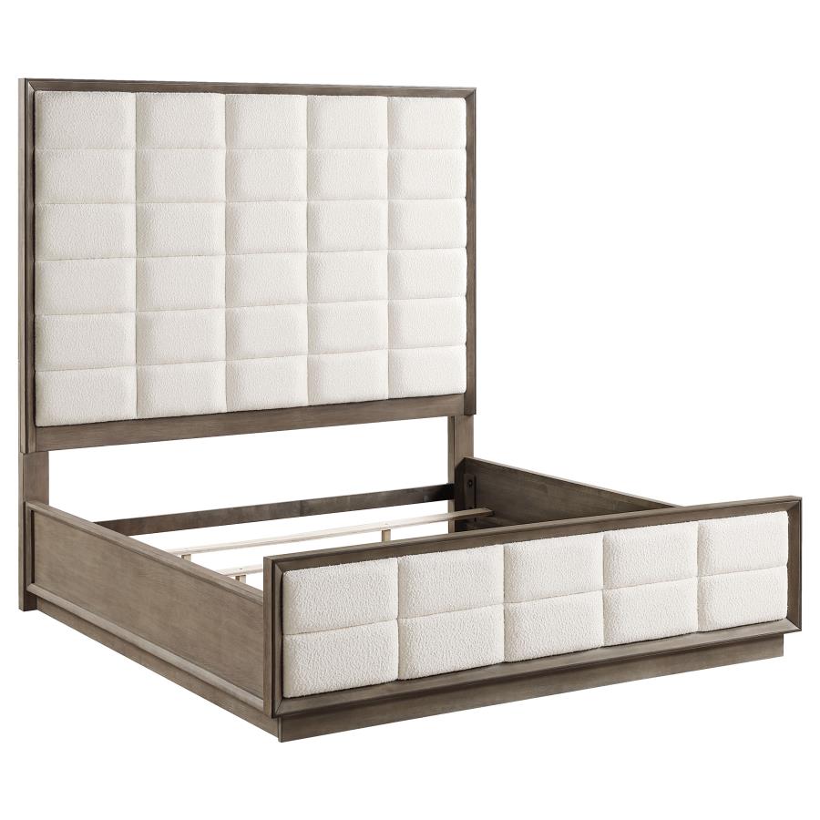Astria Oak Bed