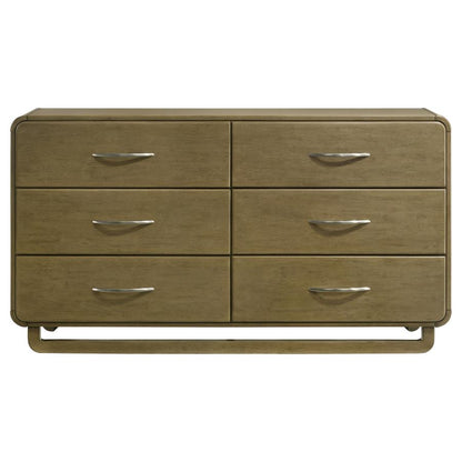 Lavine Dresser