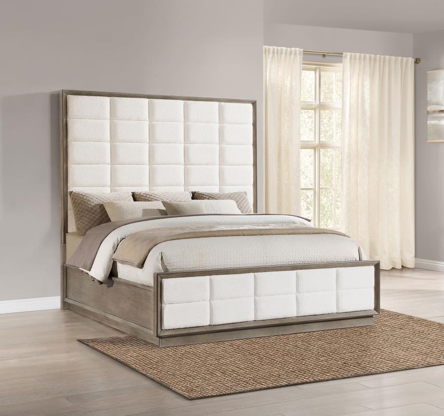 Astria Oak Bed