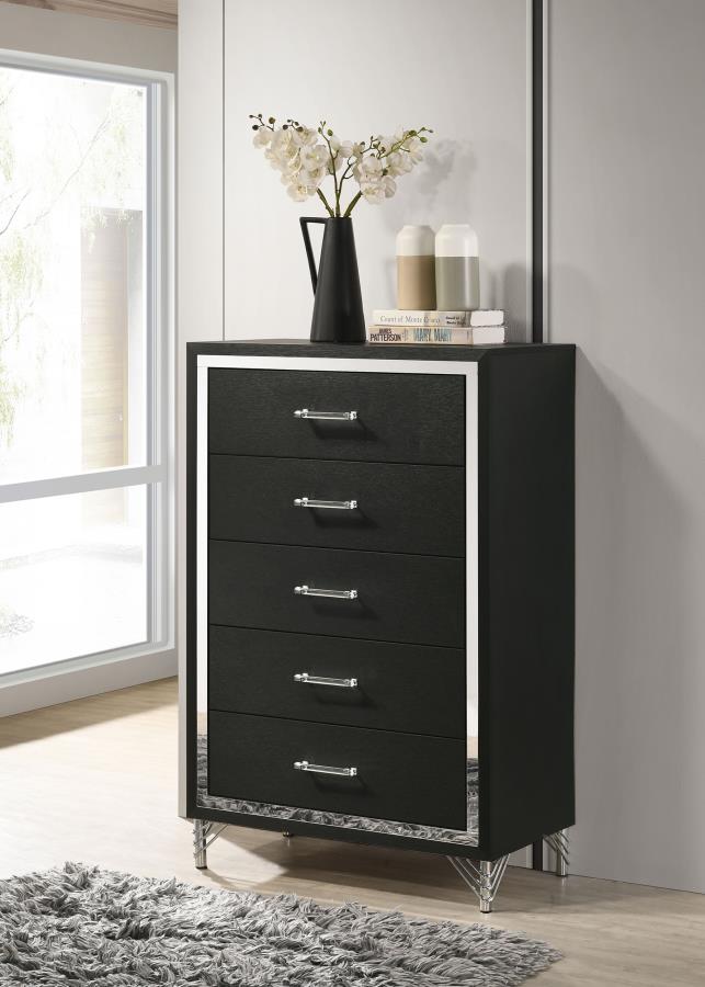 Licelle Black & Silver Chest