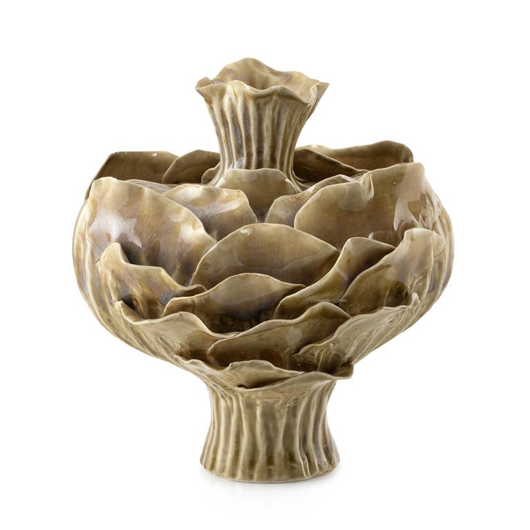 Bractea Vase