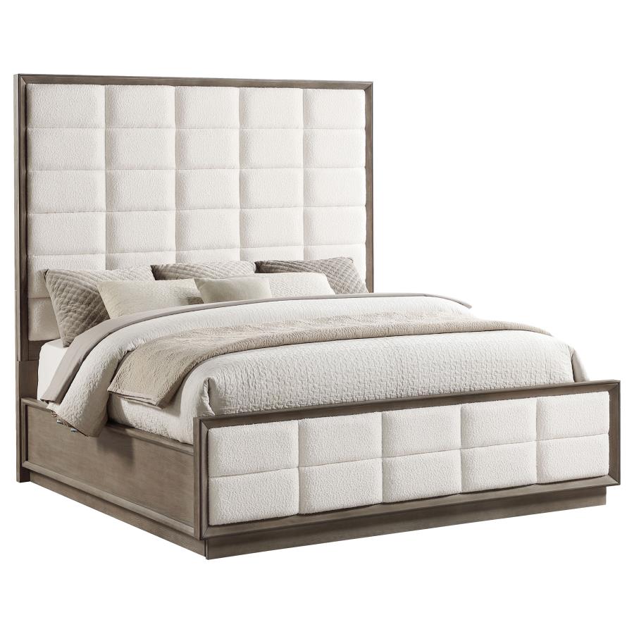 Astria Oak Bed
