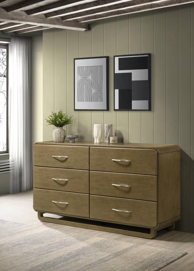 Lavine Dresser